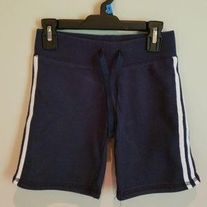 Girls shorts - size 6/7